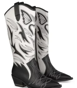 Botas Planas*Alma en Pena Comprar Bota Vaquera Con Adorno Alas