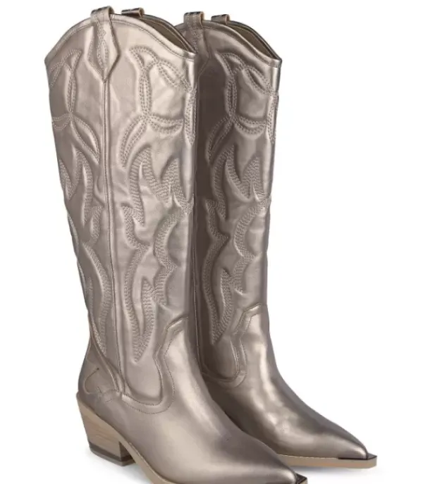 Botas Planas*Alma en Pena Comprar Bota Vaquera Con Bordado