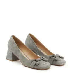Zapatillas*Alma en Pena Comprar Zapato Tacón Con Detalle